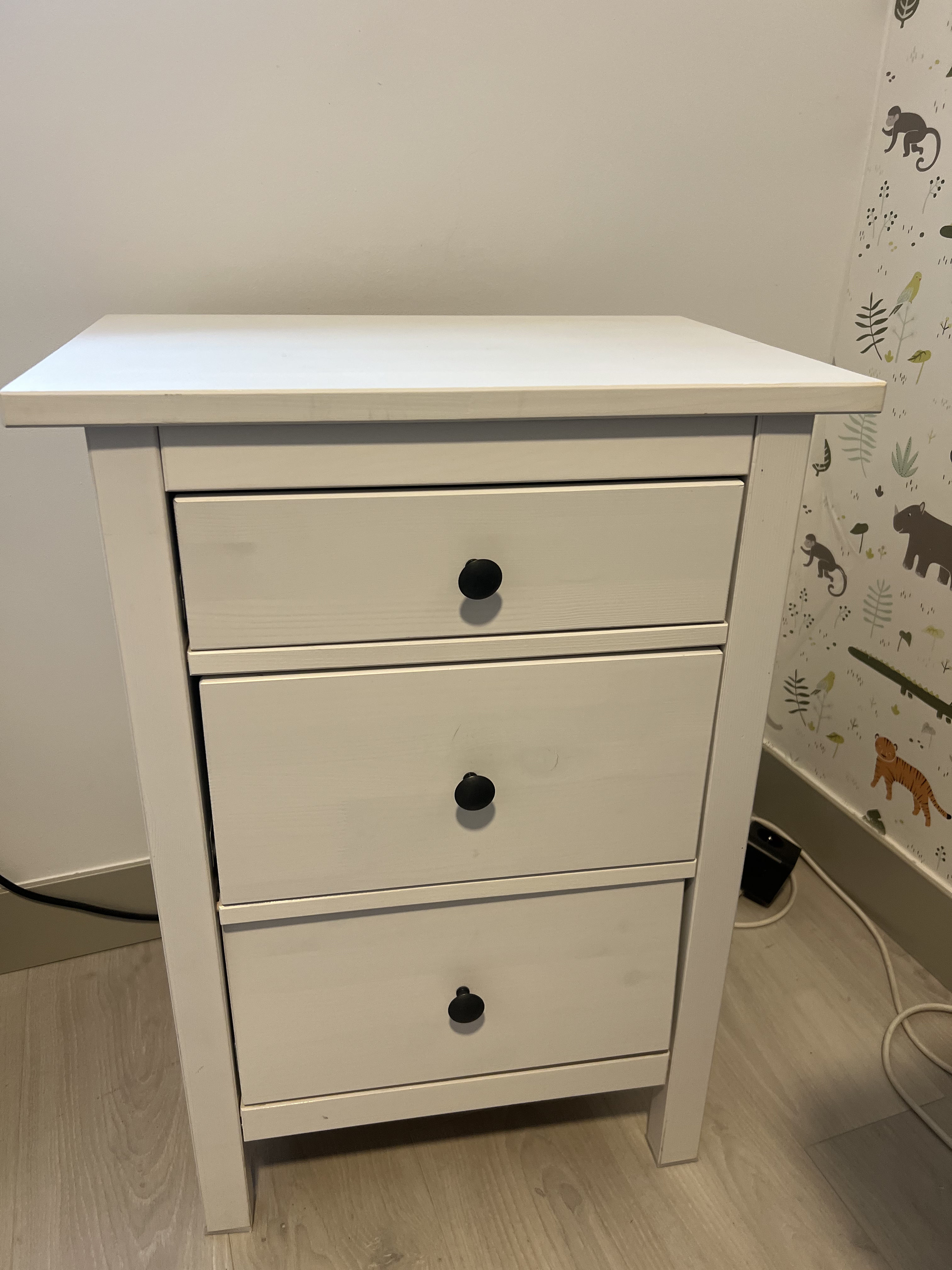 Cajonera de madera blanca con 3 cajones – 58×40×80 cm